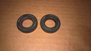(Qty 2) NEW 18mm x 32mm x 7mm Shaft Oil Seal