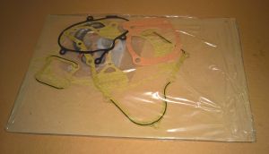 NEW GENUINE Honda CR80 CR-80 Engine Gasket Kit 06111-GBF-831